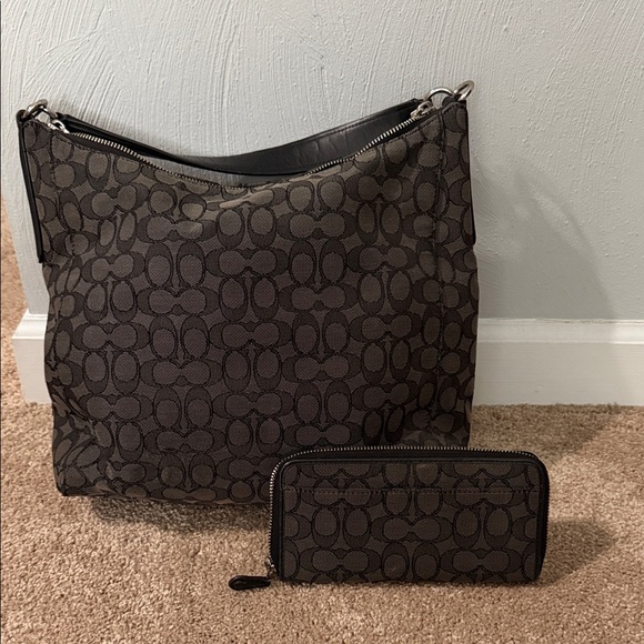 Coach Black and Brown Signature Bag and Wallet Set - Picture 2 of 4